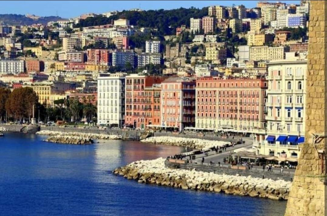 Nunzia'S House Napoli Διαμέρισμα Εξωτερικό φωτογραφία